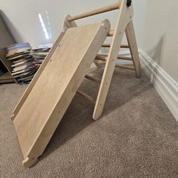 Kids Wooden Jungle Gym/slide Activity