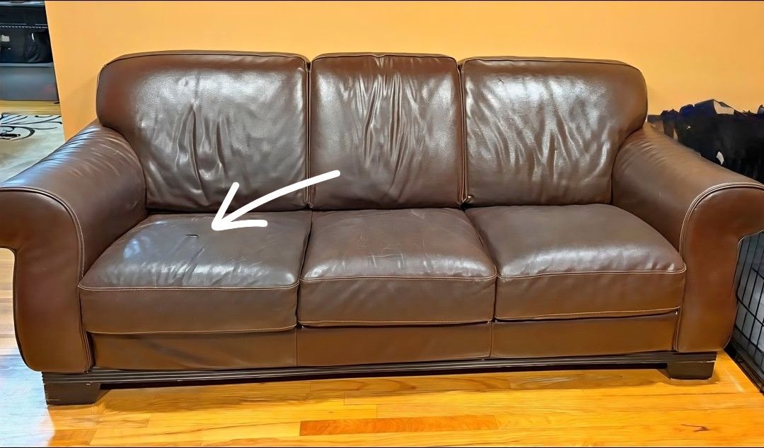 Leather Sofa And Chair / BO