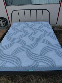 Queen size bed