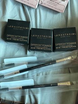 Anastasia brow pomade