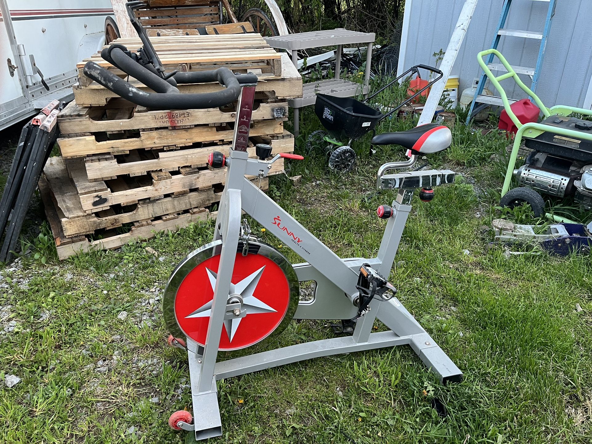 Sunny Health And Fitness Bike