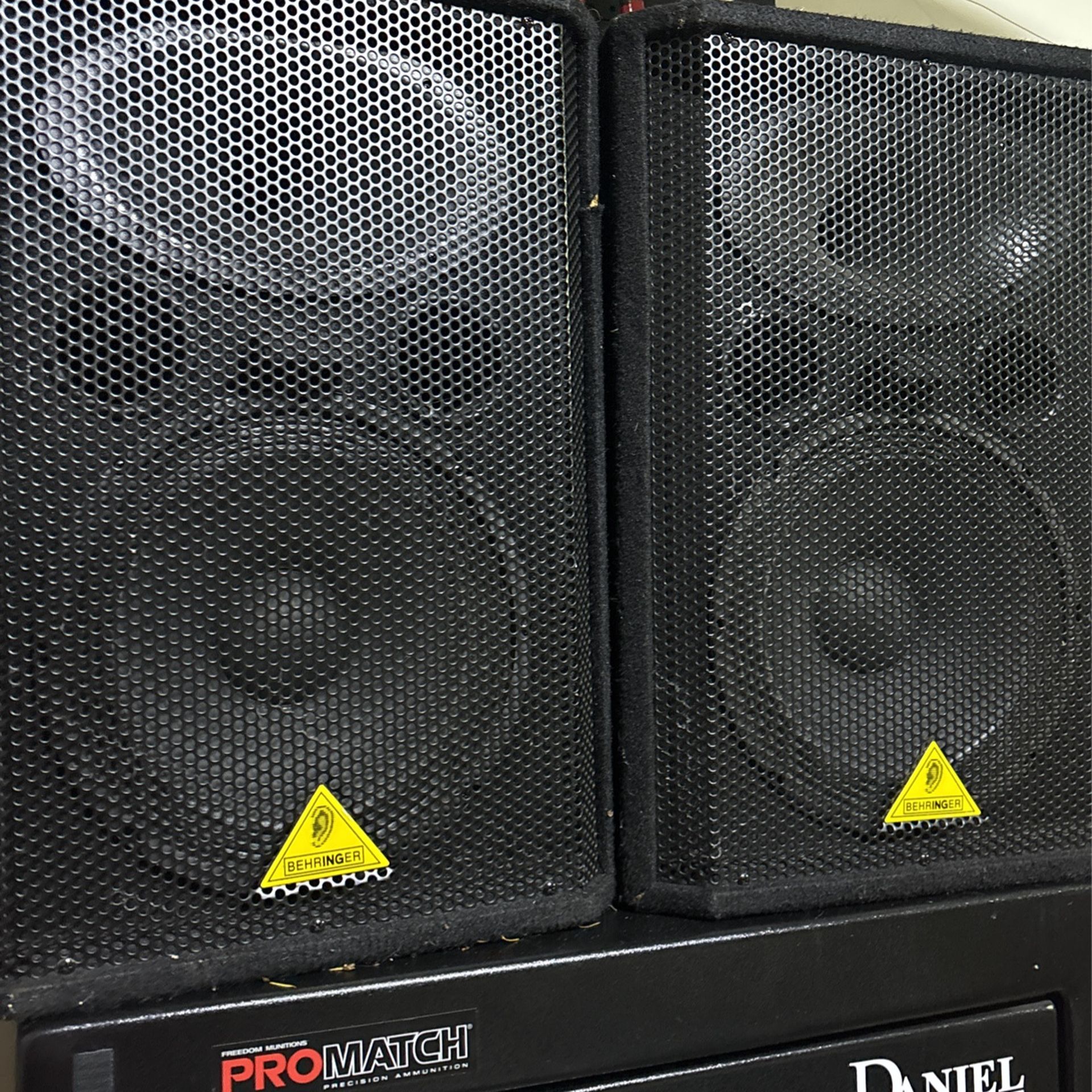 Behringer Eurolive VP Speakers