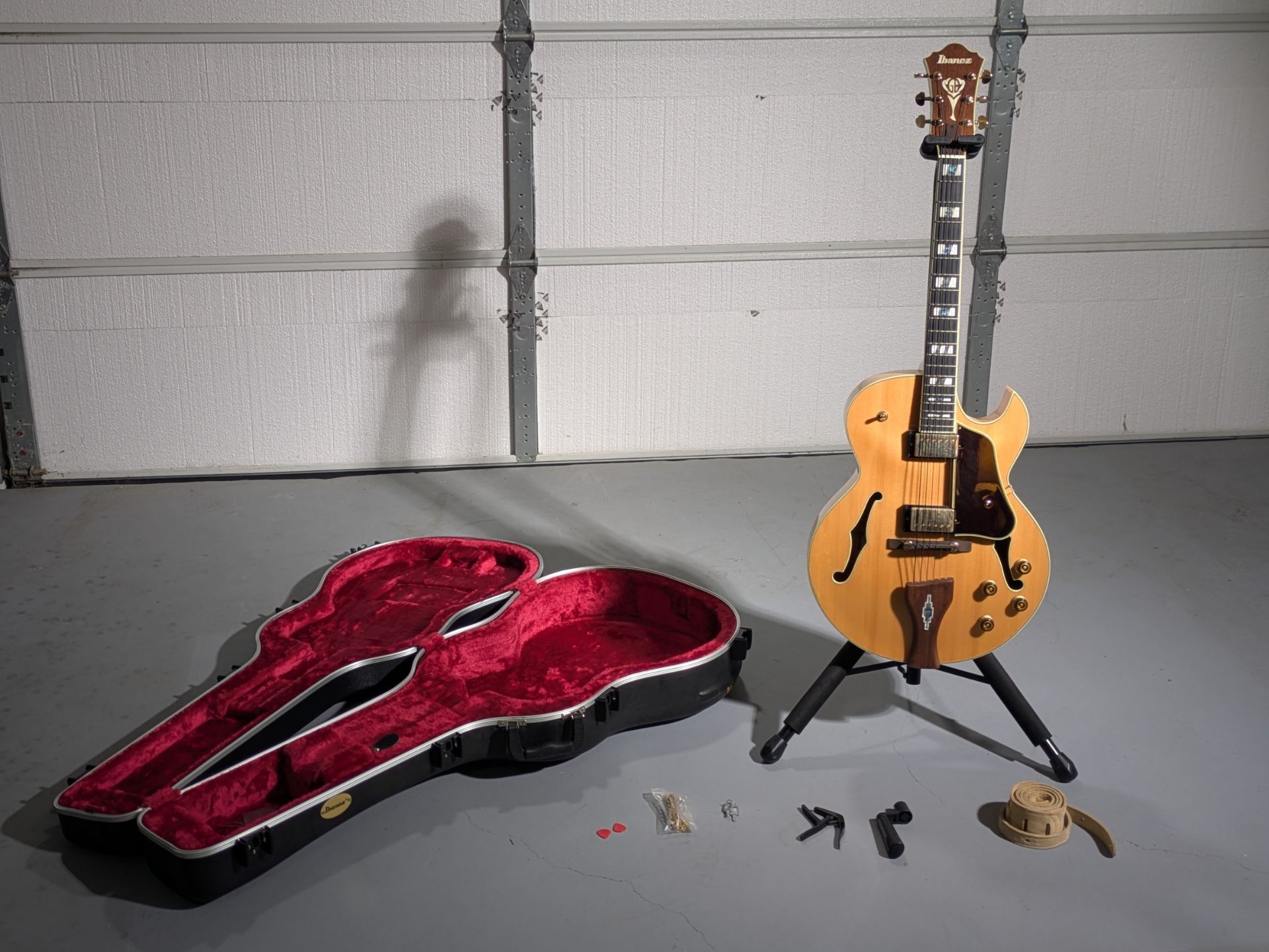 Ibanez George Benson LGB30 Guitar