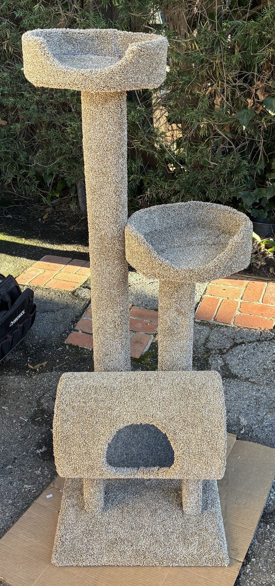 5’ 4” Tall Cat Tree Brand New Handmade