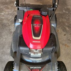 Honda 21" Lawn Mower, Self Propel

