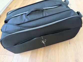 Wilson Roger Federer RF DNA Tennis Bag - Brand new