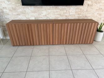 Tv console