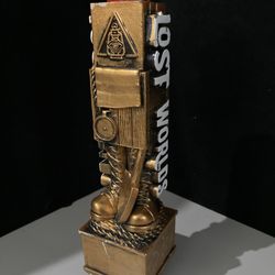 🌟 Rare Lost Worlds Beer Bar Tap Handle  