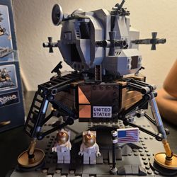 LEGO CREATOR#10266 NASA APOLLO 11 LUNAR LANDER