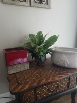 home decor/ pots