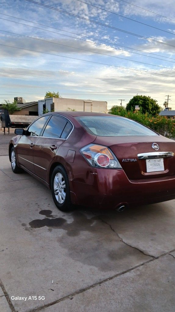Nissan Altima