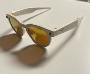 Oakley HSTN Meta AI glasses
