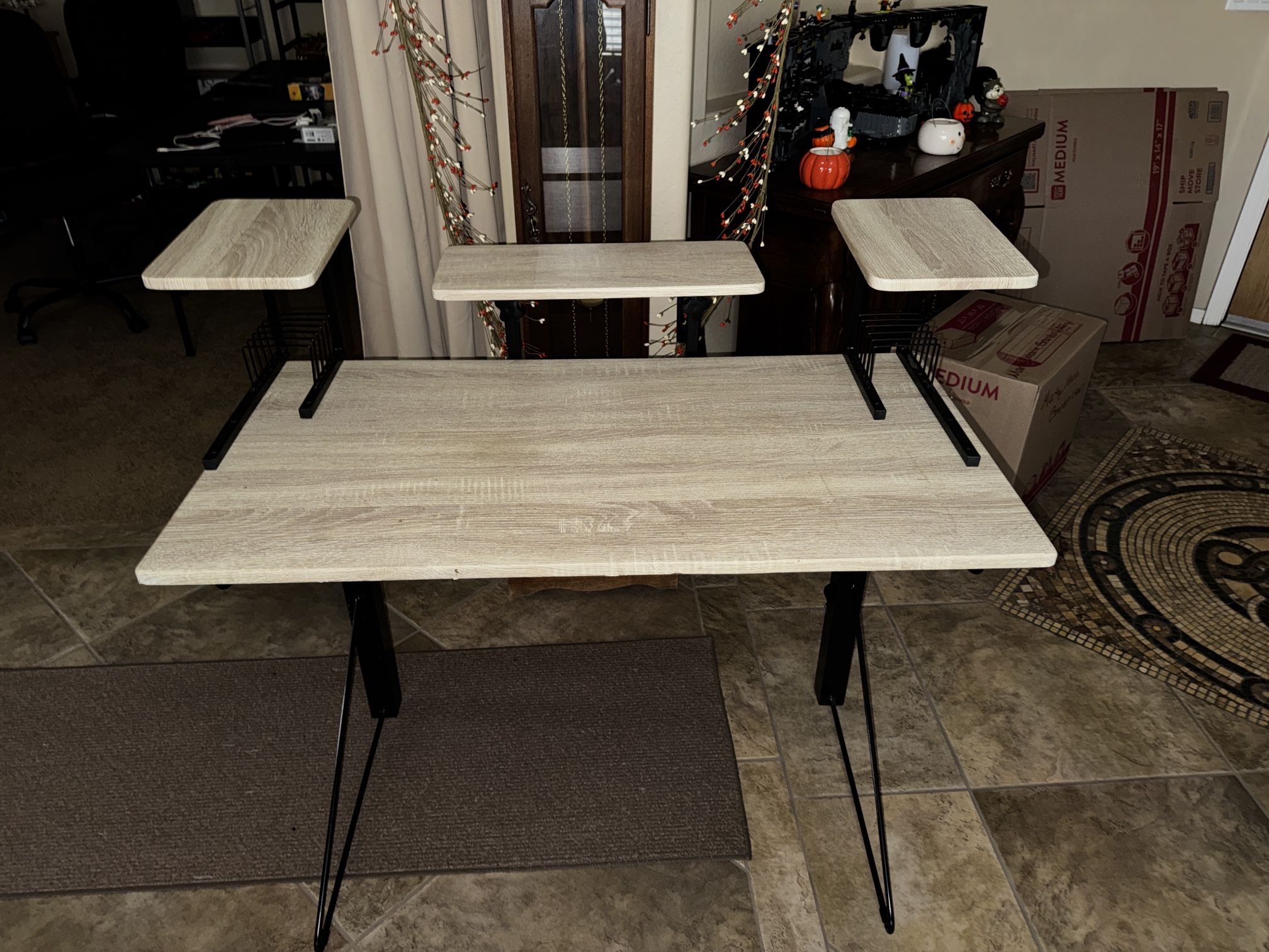 Small gaming Desk