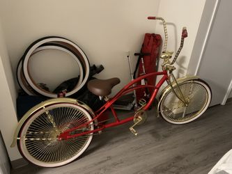 26” Lowrider  Beach Cruiser Stretched Like New