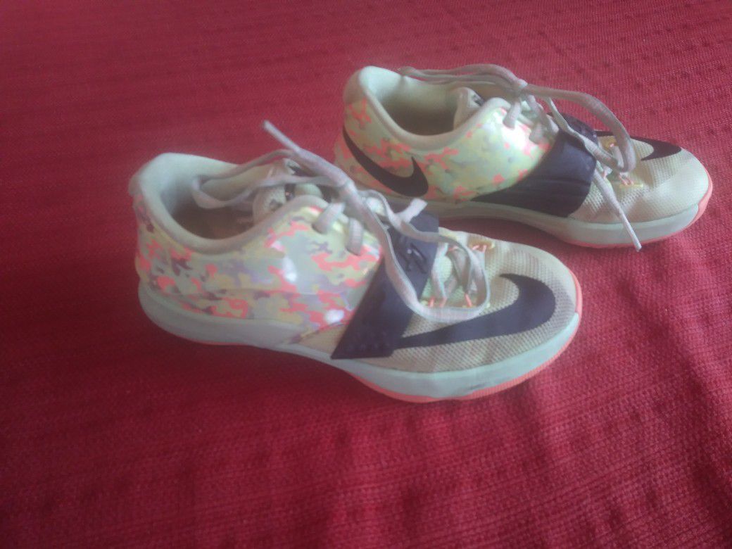 Nike KD boys shoes
