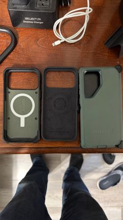 2x 17 pro Max cases 1x s24 ultra