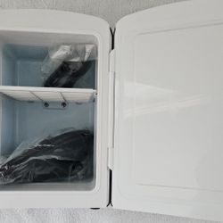 Small Fridge 