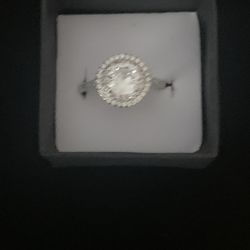 .925 Silver Ring W/ High Quality Clear Stones- Wedding/ Anniversary/ Engagement 