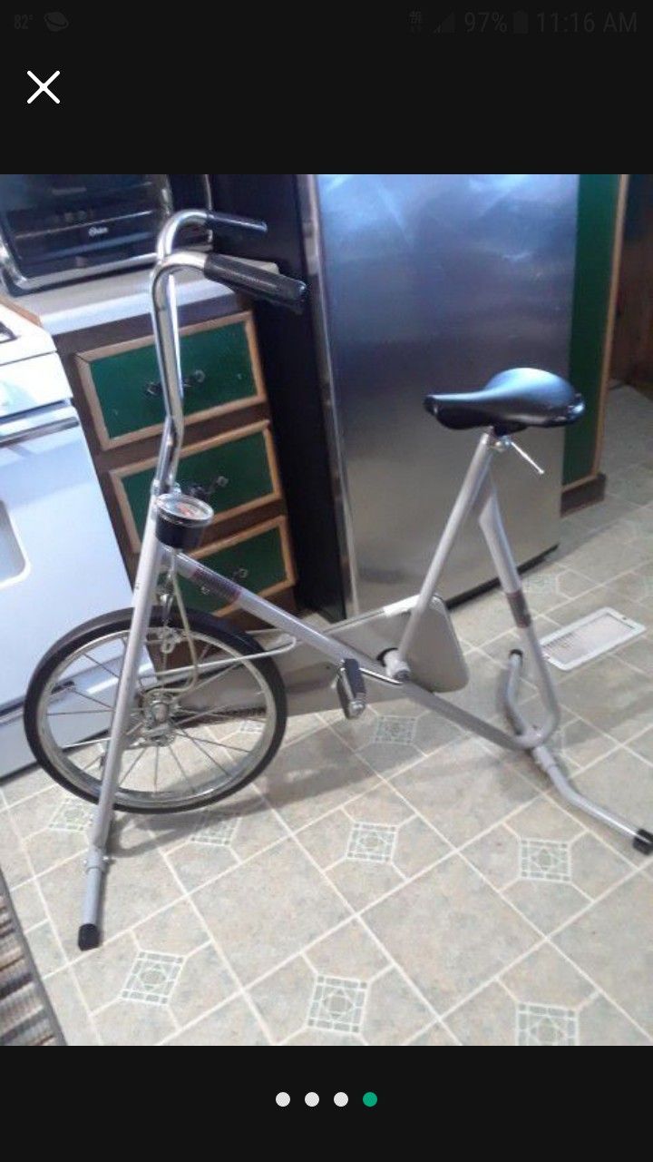 Vintage DP Fit For Life Execiser Bike 80. for Sale in Princeton