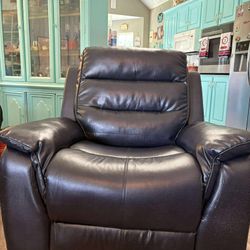 Large Black Recliner 