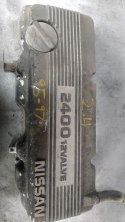 2.4 Nissan 95-97 valve cover