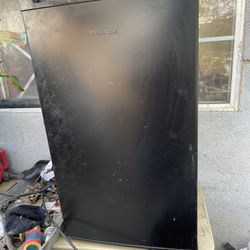 Hisense Mini Fridge