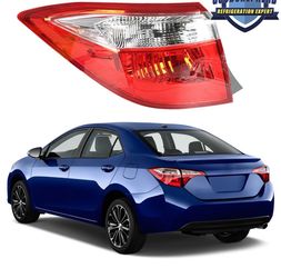 2014 - 2016 Toyota Corolla right tail light