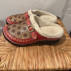 Red and Brown Women's Clogs Size 8.5