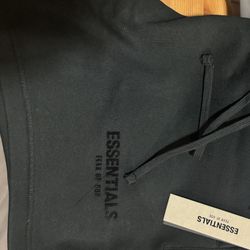 Brand New Essentials Black Shorts (limo)