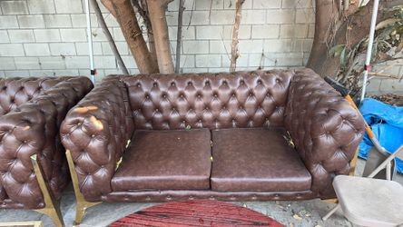 Four Piece Great Condition Luxury Sofa