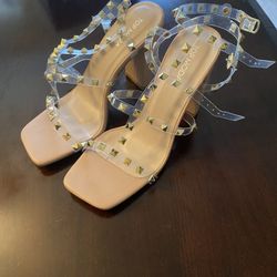 Women’s Shoes 