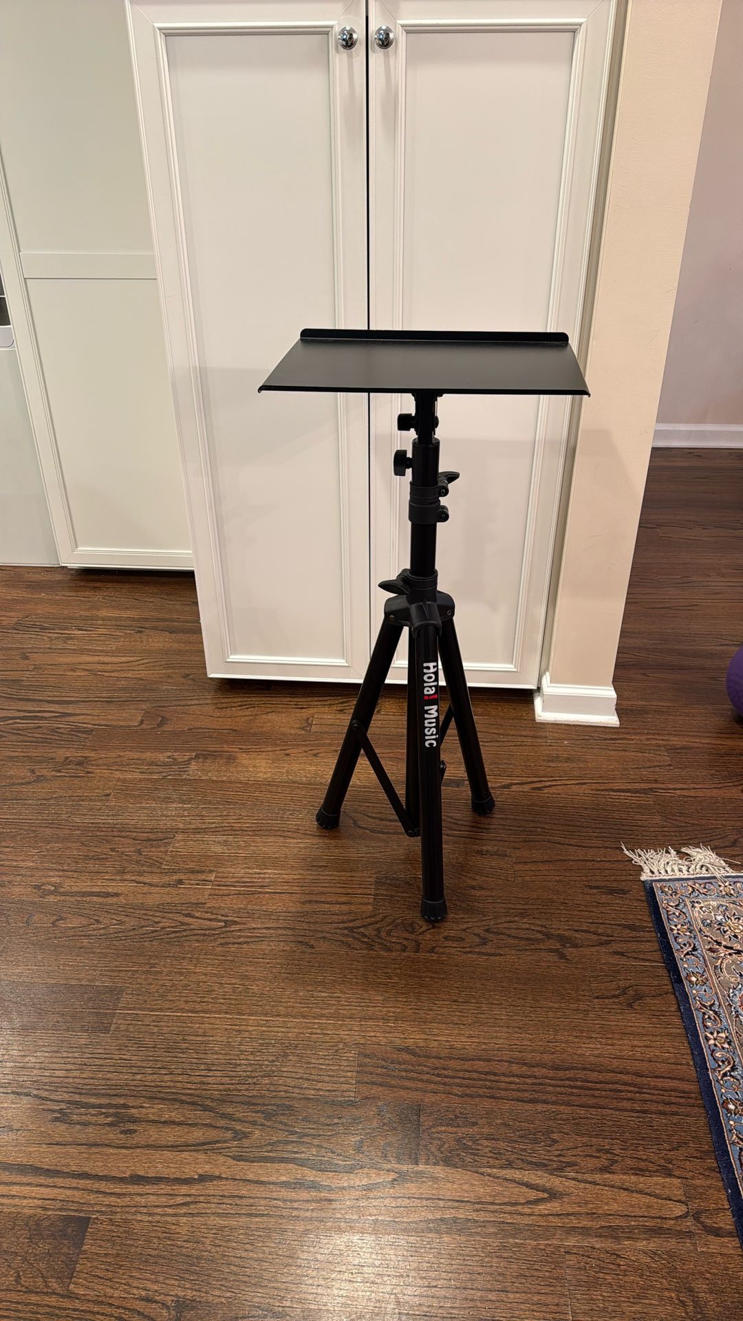 Hola Music Stand 