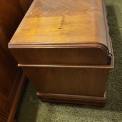 Cedar Chest Lane Just Needs Repair Side On Top