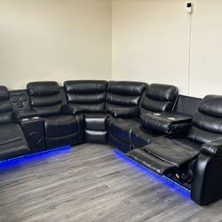 Sectional With Recliner And Speaker 