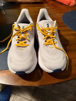 Hoka Arahi 8 Size 9.5 2E Wide Men’s Shoes