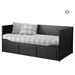 HEMNES Daybed frame（Mattress is not included）