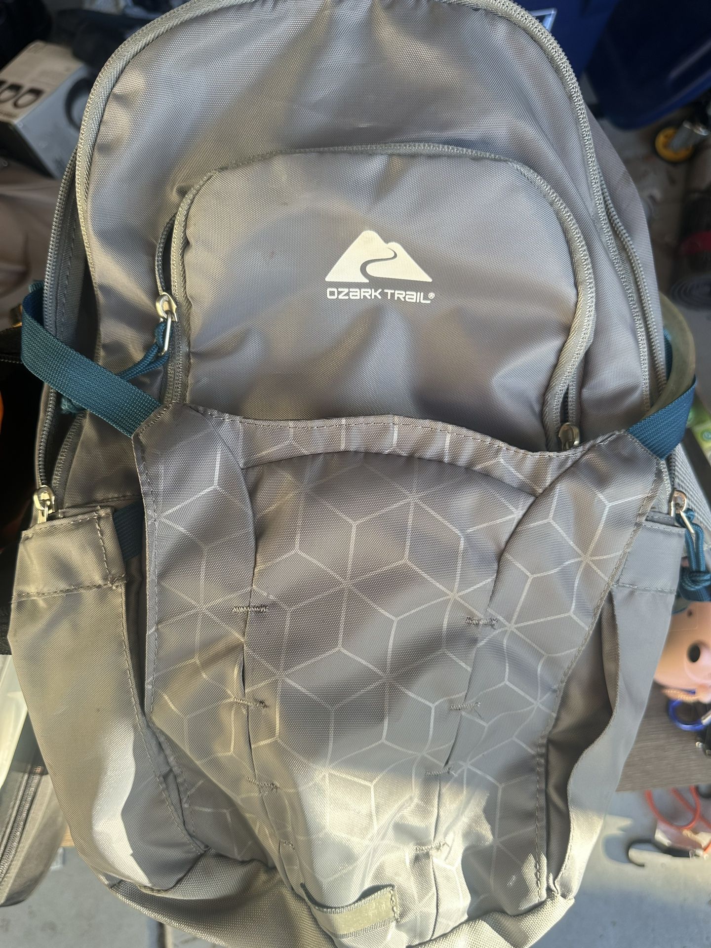Ozark 2 Liter Hydration Backpack