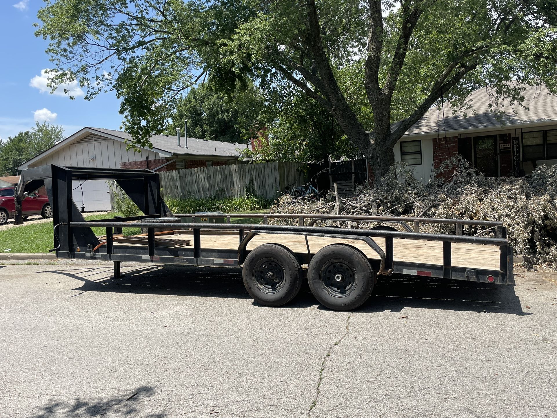 20ft Goose Neck Trailer