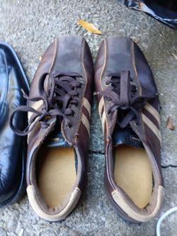 Brown Leather Lace-Up Sneakers