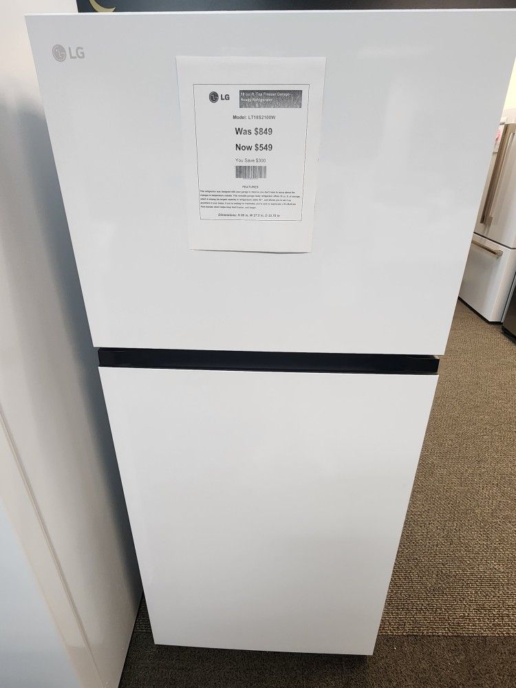 18 cu. ft. Top Freezer Garage-Ready Refrigerator