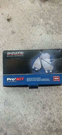 Akebono ceramic Brake Pads