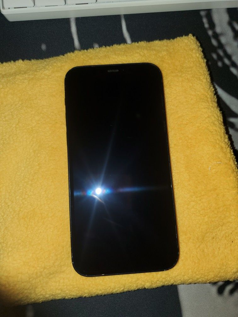Iphone 12 unlocked