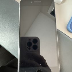 Used IPhone SE (2nd gen)