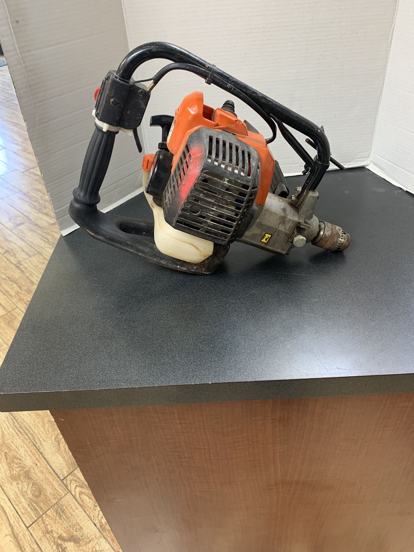 Echo EDR-260 Gas Power Drill
