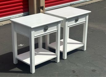 Pair of White Wood Nightstands with Drawer