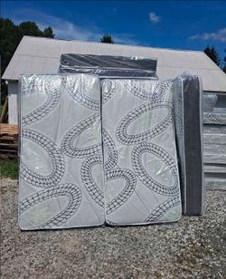 Full Mattress Box Spring is best quality matters for sale . Cash on the delivery 🚚