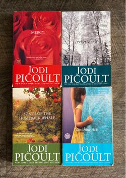 JODI PICOULT BOOKS (LOT OF 4)