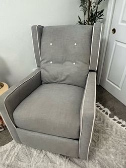 Nursery chair