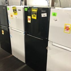 Magic Chef Top Freezer Refrigerators QDR