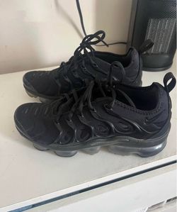 Nike Air VaporMax Plus Triple Black Sneakers